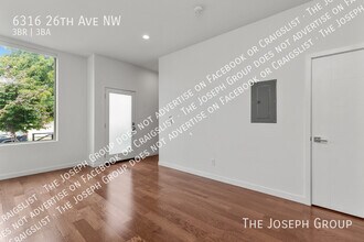 6316 26th Ave NW in Seattle, WA - Foto de edificio - Building Photo
