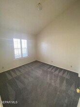 12601 Meadow Gate Dr in El Paso, TX - Building Photo - Building Photo