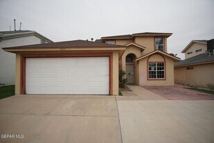 3696 Prairie Rose St in El Paso, TX - Building Photo