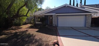 143 Timber Rd in Thousand Oaks, CA - Building Photo