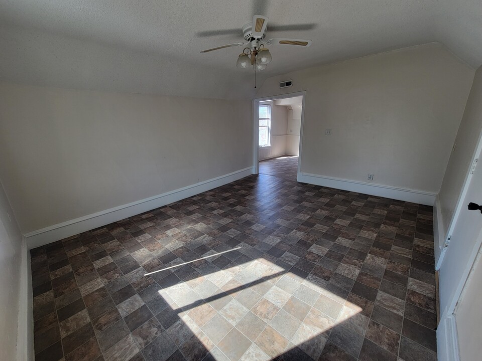 624 Jefferson St NE, Unit #2 in Minneapolis, MN - Building Photo