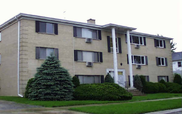 4201-4205 Kolze Ave in Schiller Park, IL - Foto de edificio