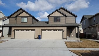 726 Forest Glen Dr in Bozeman, MT - Building Photo
