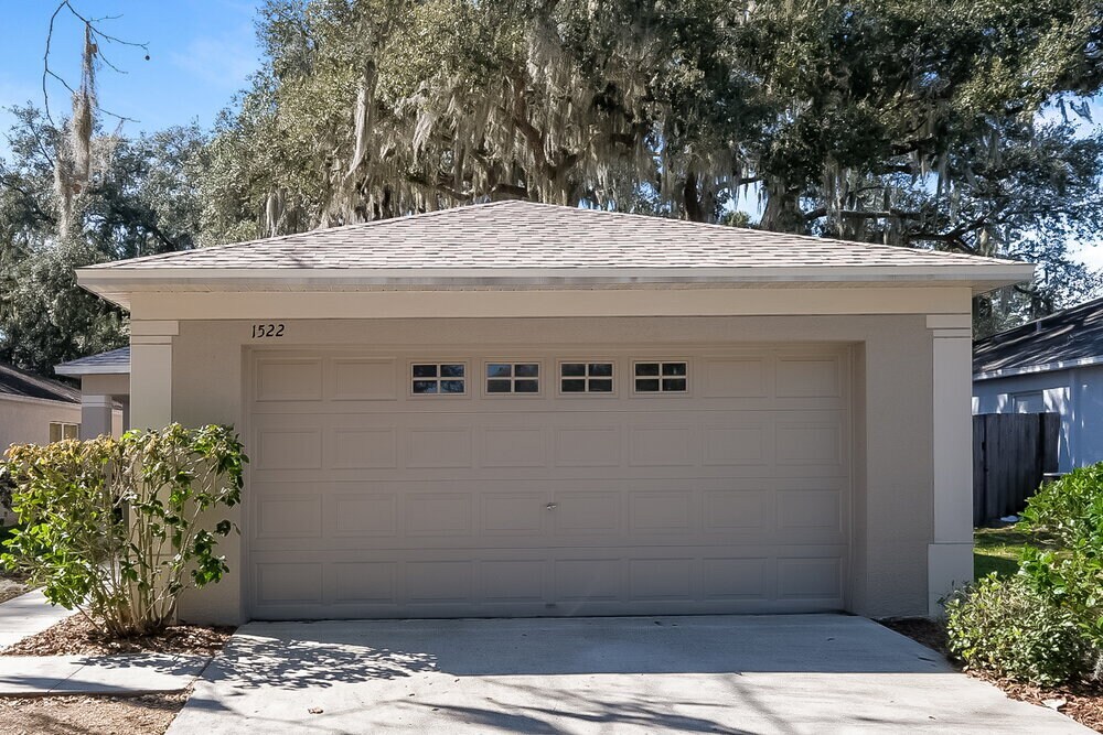 1522 Marsh Wood Dr in Seffner, FL - Building Photo