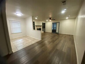 430 Kirby Creek Dr in Grand Prairie, TX - Building Photo - Building Photo