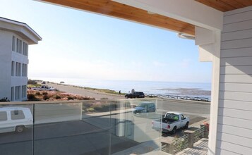 902 W Cliff Dr, Unit A in Santa Cruz, CA - Building Photo - Building Photo