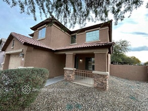 8323 S 48th Ln in Phoenix, AZ - Foto de edificio - Building Photo