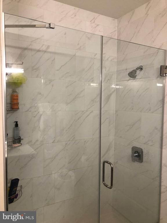 145 Riverhaven Dr in Oxon Hill, MD - Foto de edificio - Building Photo