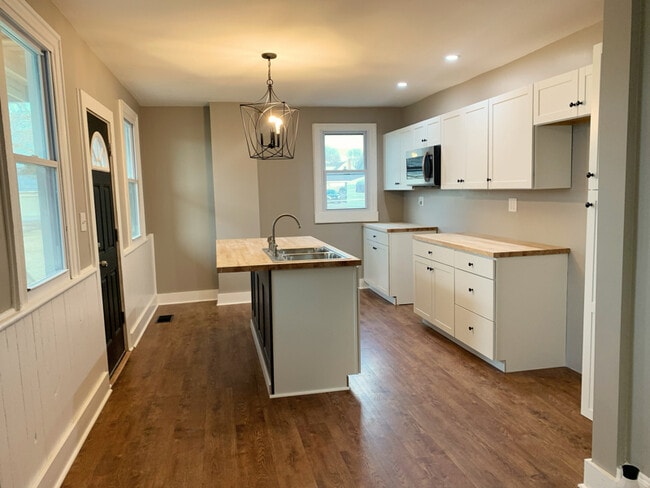 810-812-812 N Montgomery St in Hollidaysburg, PA - Building Photo - Building Photo