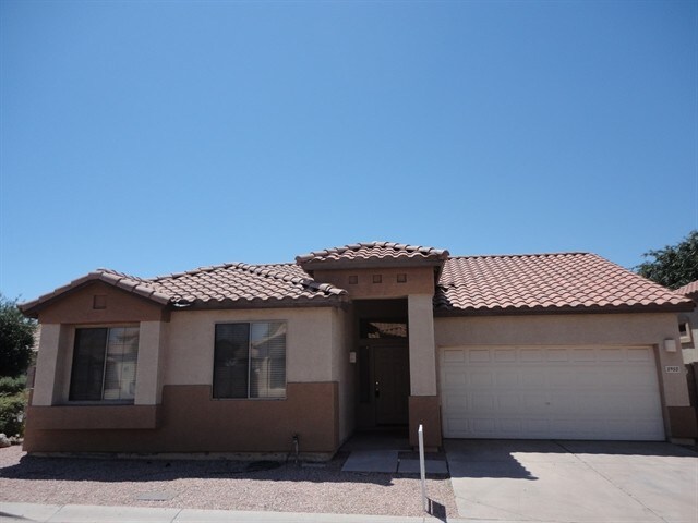 8953 E Capri Ave in Mesa, AZ - Building Photo