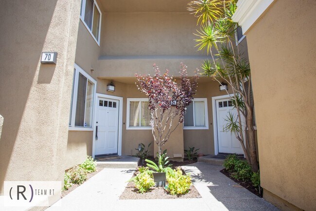 72 Vassar Aisle in Irvine, CA - Building Photo - Building Photo