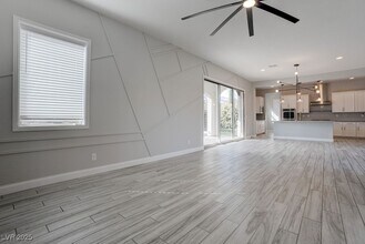 367 Pollino Peaks St in Las Vegas, NV - Building Photo - Building Photo