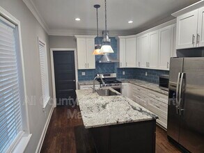 198 Joseph E. Lowery Blvd NW in Atlanta, GA - Building Photo - Building Photo