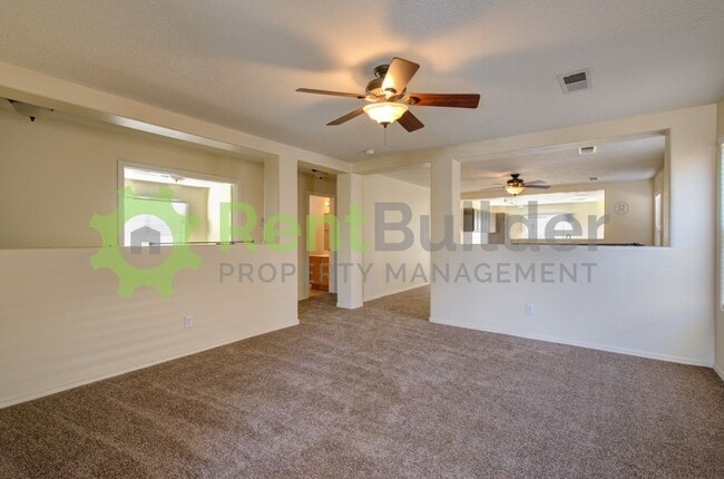 2128 Sagecrest Loop in Rio Rancho, NM - Building Photo - Building Photo