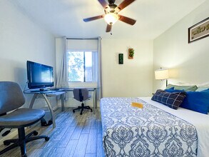 1215 E Lemon St, Unit Lemon L in Tempe, AZ - Building Photo - Building Photo