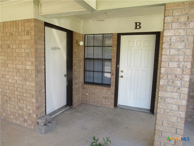 2406 Shoemaker Dr in Killeen, TX - Building Photo - Building Photo