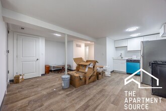 1626 N Fairfield Ave, Unit G in Chicago, IL - Building Photo - Building Photo