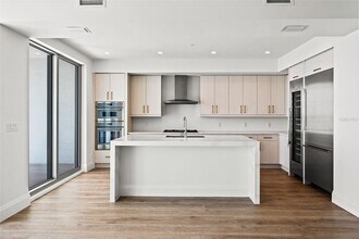 2910 W Barcelona St in Tampa, FL - Building Photo - Building Photo