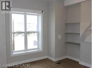 500 Main St E in Hamilton, ON - Building Photo - Building Photo