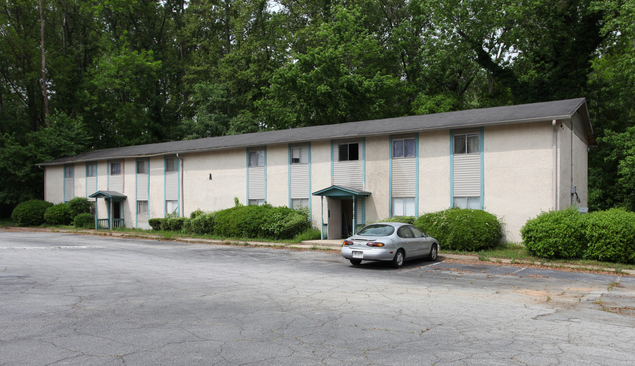 Southern Trace Apartments in Atlanta, GA - Building Photo