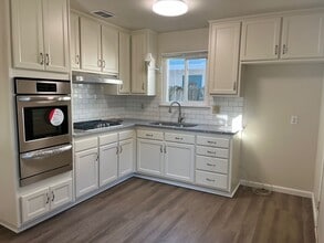 2041 Van Nuys Way in Rancho Cordova, CA - Building Photo - Building Photo