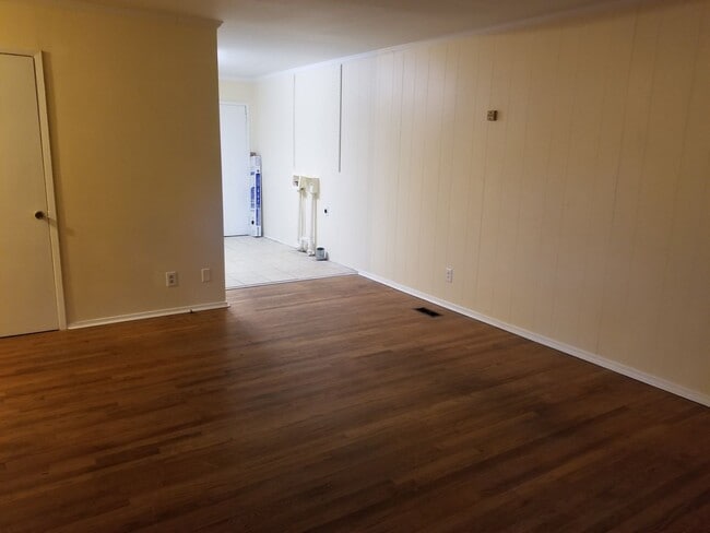 1617 Old Oxford Rd in Chapel Hill, NC - Building Photo - Building Photo