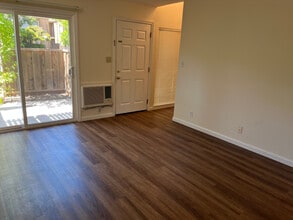 1919 Ygnacio Valley Rd, Unit 31 in Walnut Creek, CA - Building Photo - Building Photo