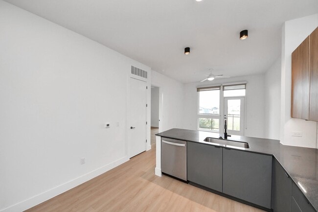 property at 2810 Riverby Rd