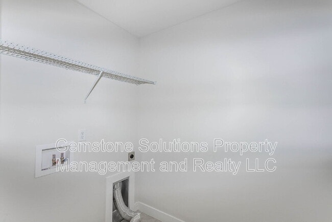 3301 Somerset Ln in Columbia, TN - Building Photo - Building Photo