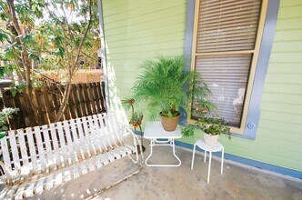 2110 San Gabriel St in Austin, TX - Building Photo - Building Photo