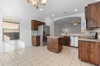 4013 Winter Springs Dr in Fort Worth, TX - Building Photo - Building Photo