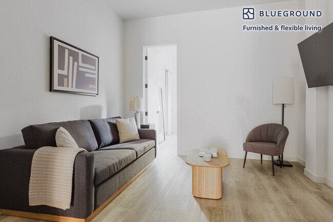 property at 253 N 8th St