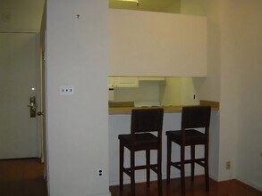 1010 Race St in Philadelphia, PA - Building Photo - Building Photo