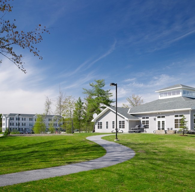 Orchard Trails in Orono, ME - Building Photo - Building Photo
