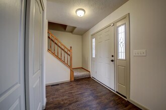 1040 Bloomfield Ct in Hebron, KY - Building Photo - Building Photo