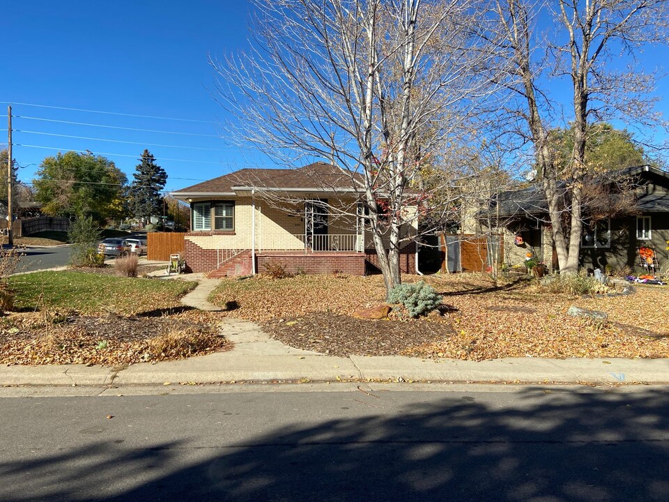 3197 S Emerson St in Englewood, CO - Building Photo