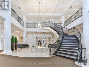 25 Greenview Ave in Toronto, ON - Building Photo - Building Photo