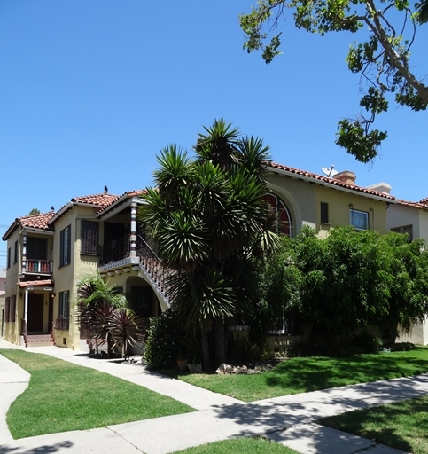 4269 Garthwaite Ave in Los Angeles, CA - Foto de edificio