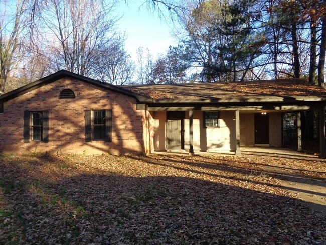 property at 5164 Woody Dr