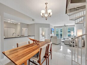 225 NE 1st St in Delray Beach, FL - Building Photo - Building Photo