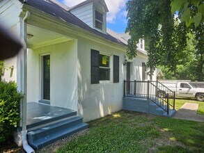 4324 Fluvanna Ave in Richmond, VA - Foto de edificio - Building Photo