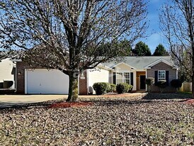 6039 Willomere Cir in Winston-Salem, NC - Building Photo