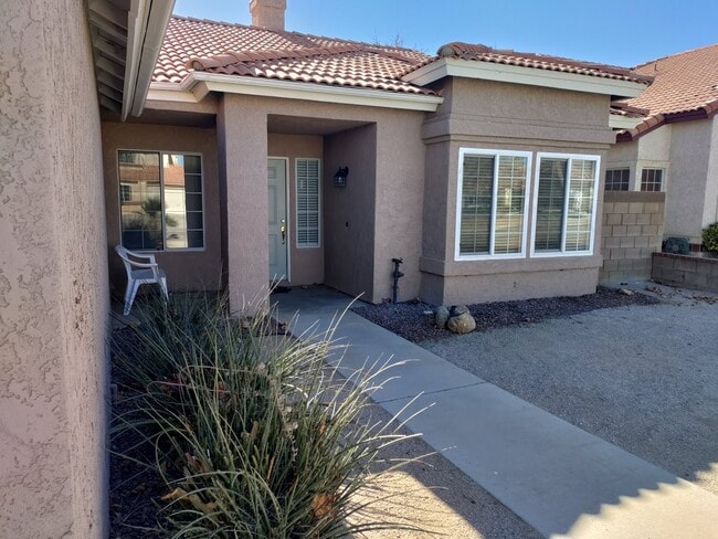 property at 2614 Sycamore Ln