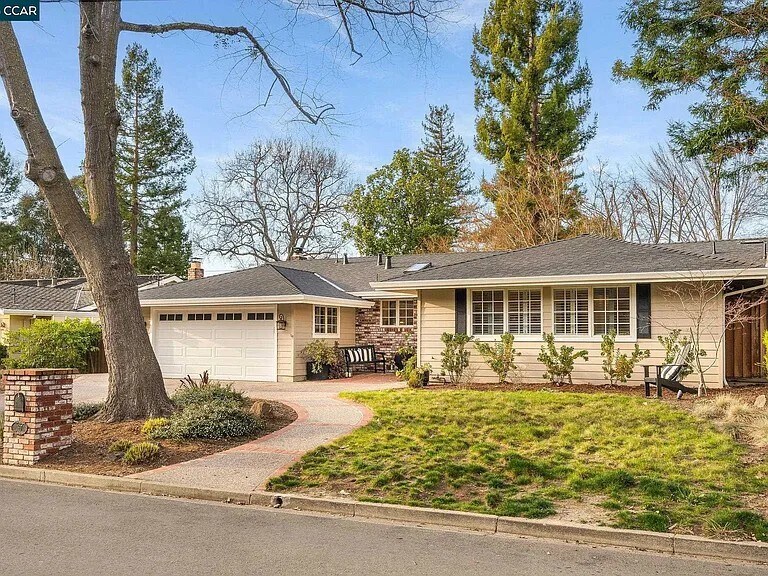 167 Belgian Dr in Danville, CA - Building Photo