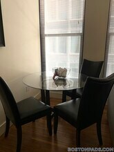 8 Winter Pl, Unit 403 in Boston, MA - Foto de edificio - Building Photo