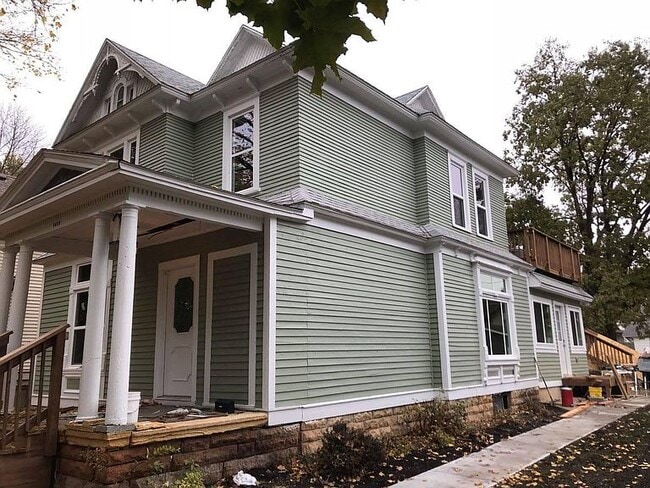 1413 N Broad St, Unit Lower