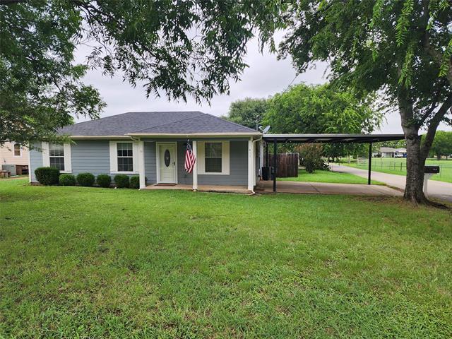 411 Lewis St in Rio Vista, TX - Building Photo - Building Photo