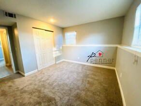 716 NE Ball Dr in Lee's Summit, MO - Building Photo - Building Photo