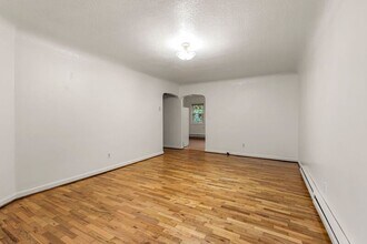 6610 E Burnside St in Portland, OR - Building Photo - Building Photo