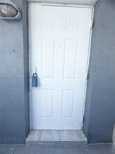 2736 SW 22nd Ave in Miami, FL - Building Photo - Building Photo